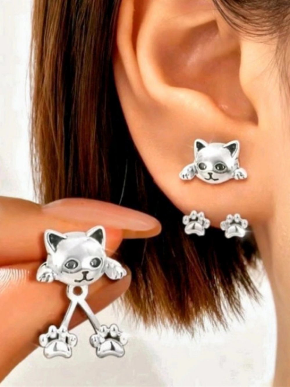 Cat Dangle Earrings in Silver New